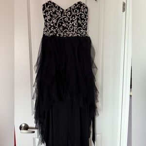 BNWT midnight blue/ silver high-low evening dress, Size 5